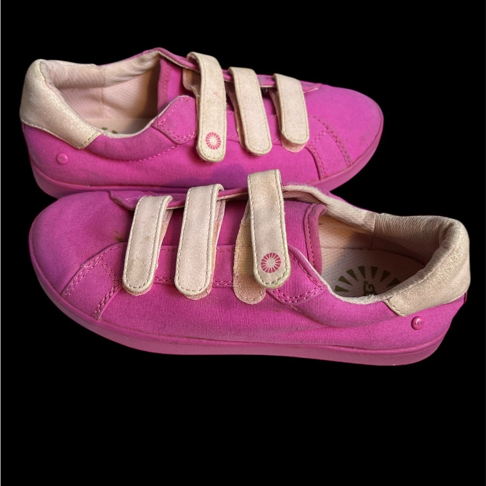 UGG Kids Girl Pink Glitter Low Top Sneakers Size 4